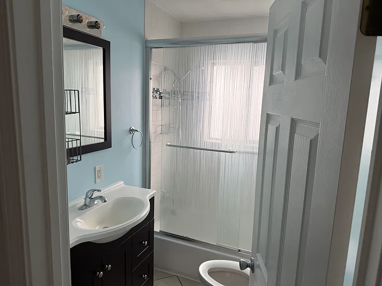 4048 Blow St — Photo 13