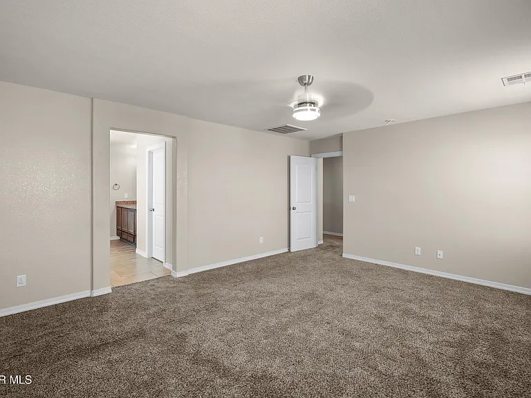 380 Canyon Vista Dr — Photo 33