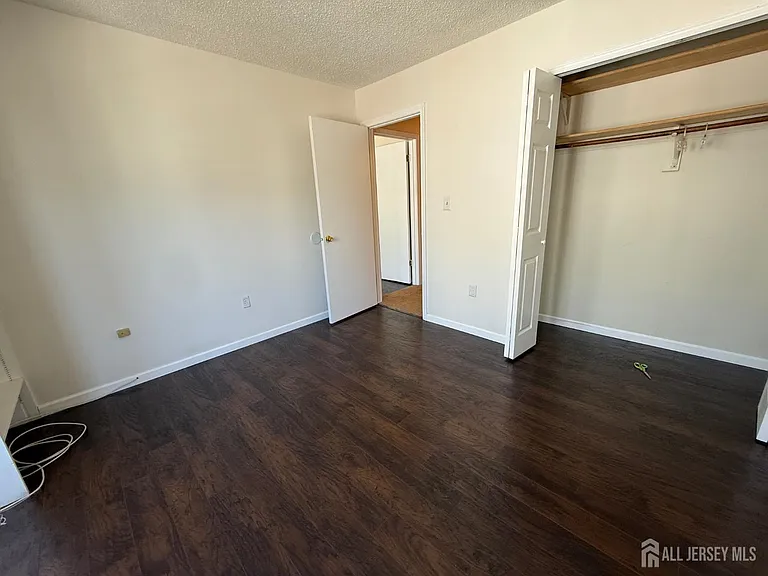 207 Darwin Ln — Photo 14