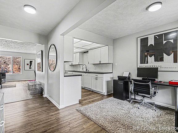 4th image of 2364 Radcliff Village Dr SE