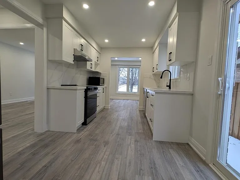 44 Lilac Ave — Photo 7