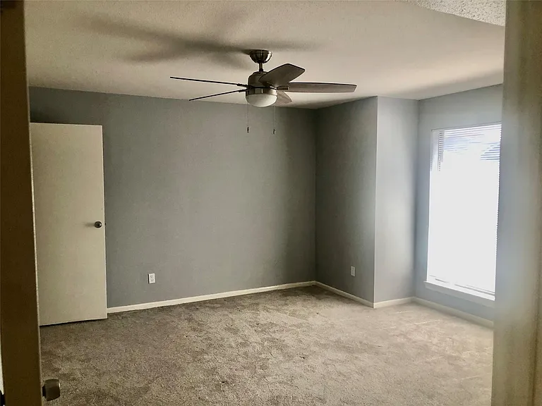 3150 Walnut Bend Ln #618 — Photo 5