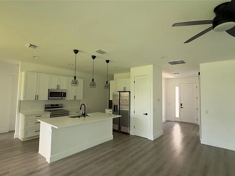 14300 Sanilac Ave — Photo 2