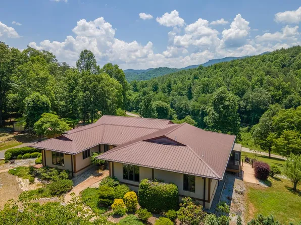 51 Dellwood Rd, Franklin, NC 28734