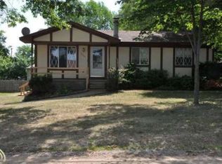 9565 Garforth Dr, White Lake, MI