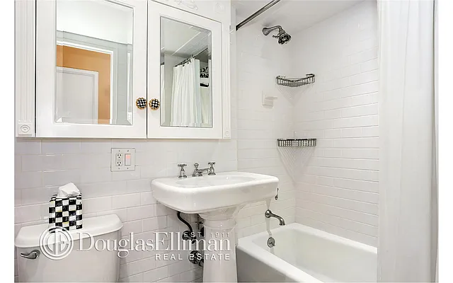Sold by Douglas Elliman | media 10