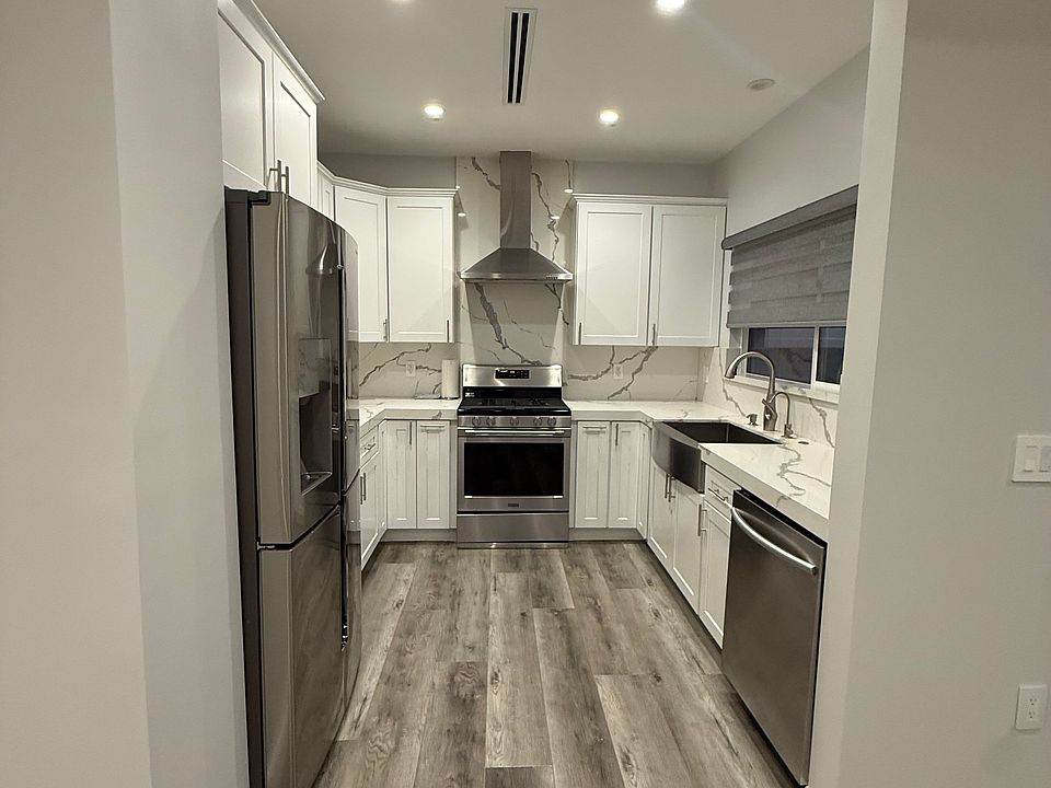 1st image of 3004 N Naomi St
