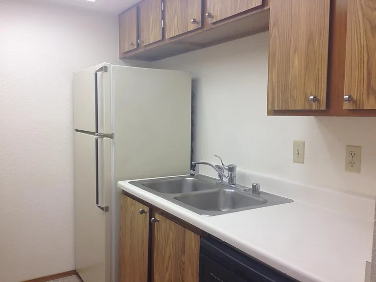 19857 25th Ave NE #102 — Photo 3