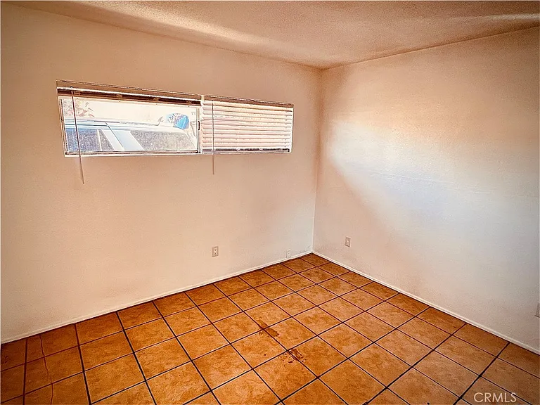 68085 Hermosillo Rd — Photo 6