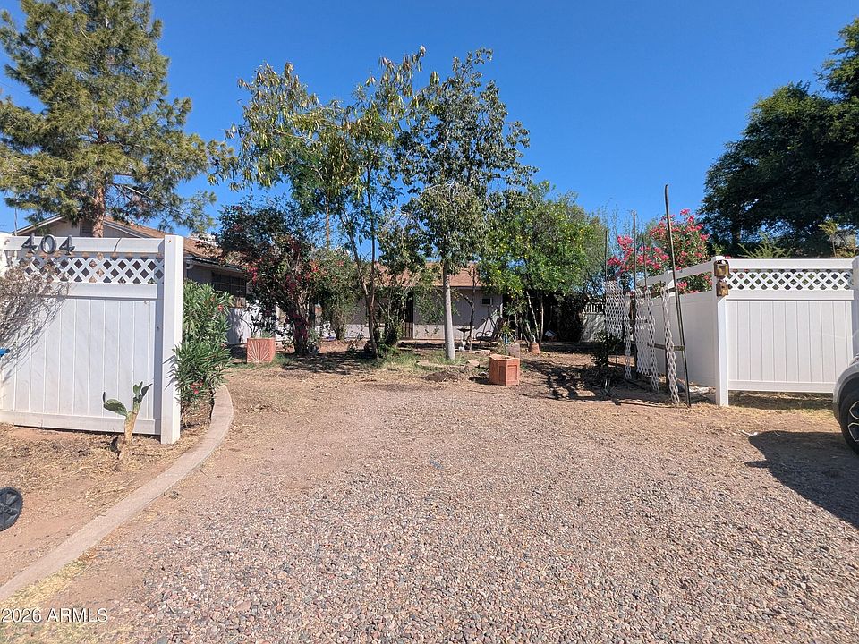 1st image of 404 E OSAGE Avenue