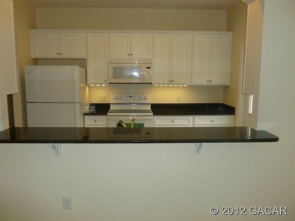 4th image of 23191 NW 179th Pl