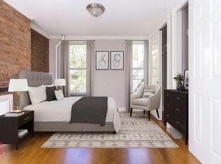 118 E 7th St APT 1W, New York, NY 10009