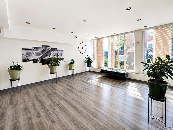 3rd image of 3520 Tryon Avenue #208