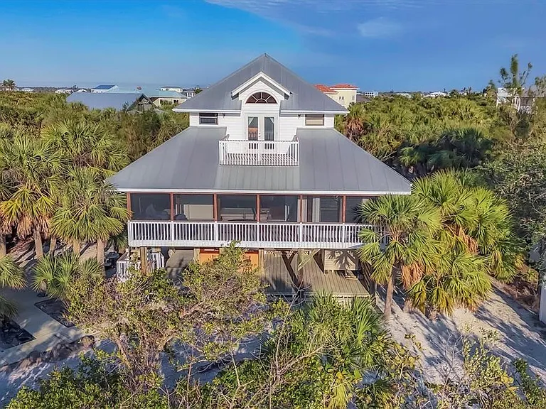 51 Palm Dr — Photo 39