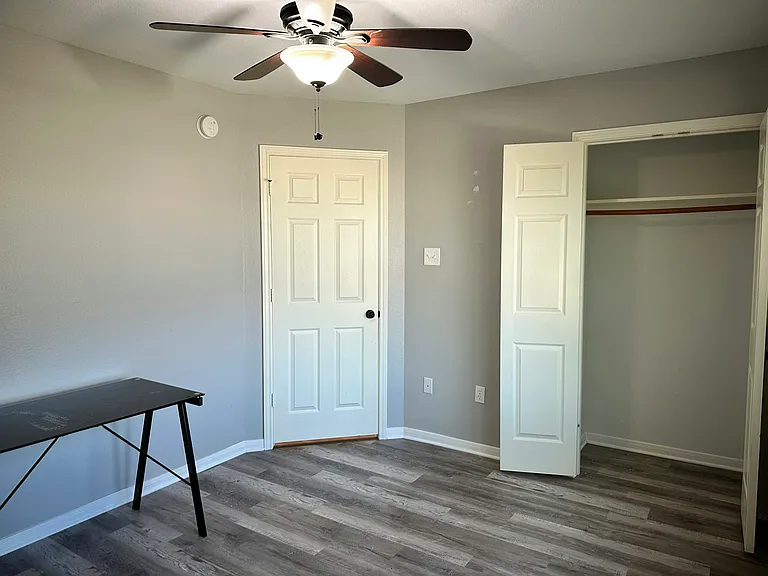 2318 Tracy Ln #2 — Photo 12