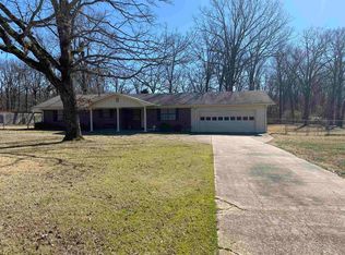 5102 McNatt Ln, Texarkana, AR 71854