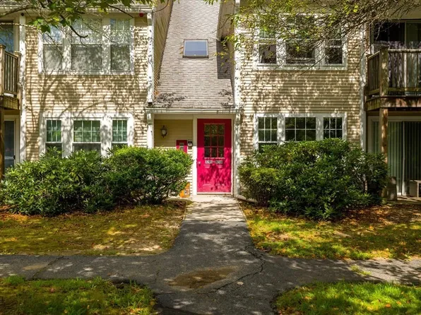 3206 Halcyon Dr #3206, Worcester, MA 01606
