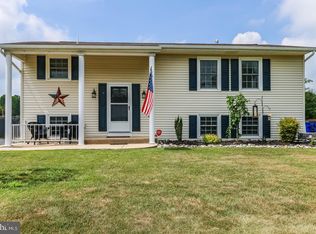 823 Broadfield Dr, Newark, DE 19713