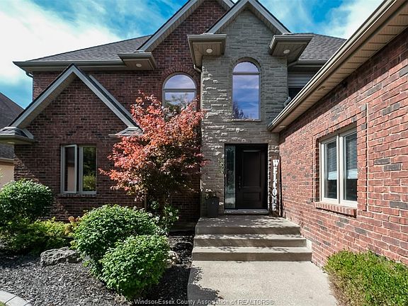2nd image of 369 Pinehurst Dr