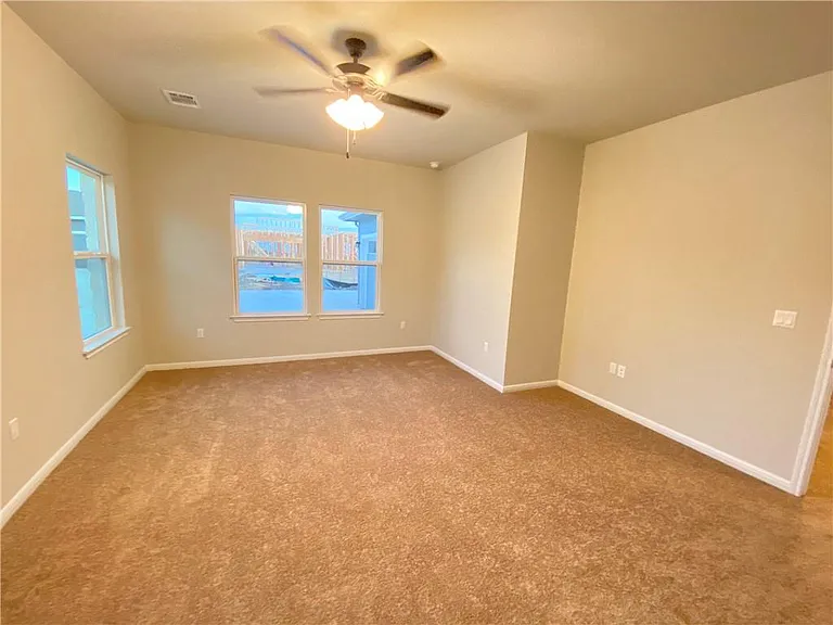 8409 Looksee Ln — Photo 14