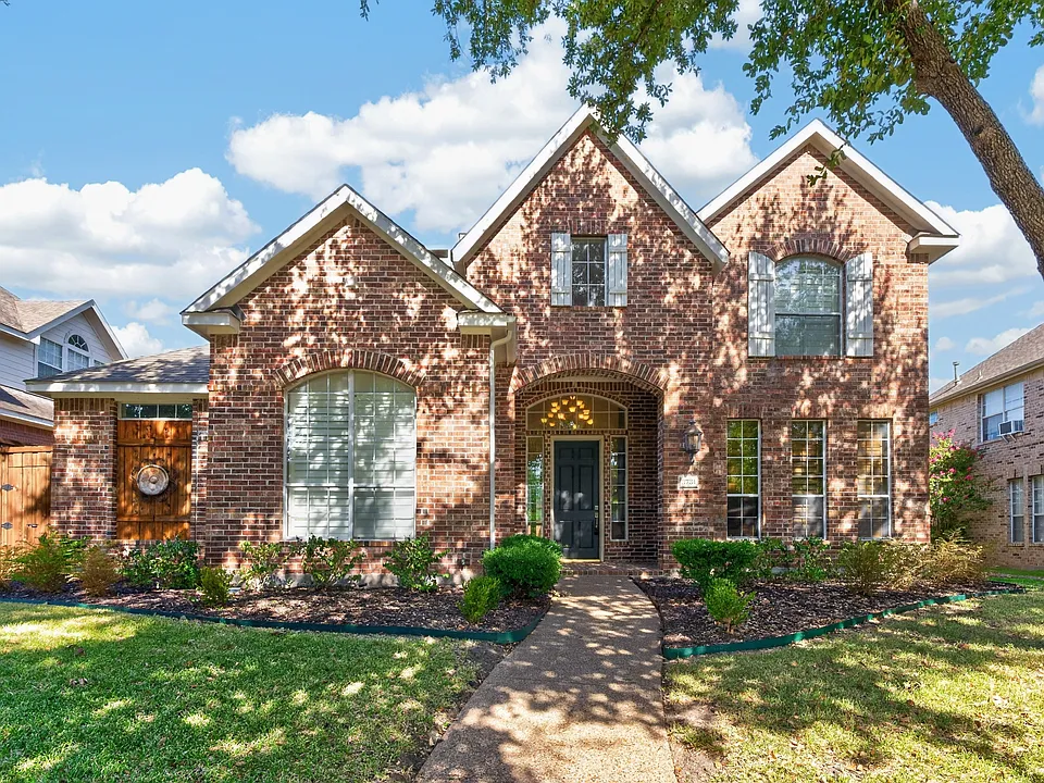 3731 Charter Dr