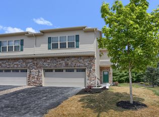 17 Glenn Vw, Carlisle, PA 17013