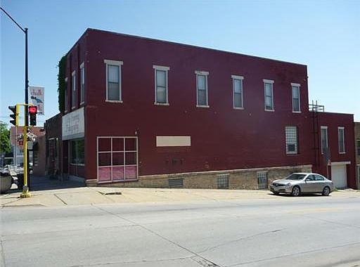 2nd image of 100 1st St SE