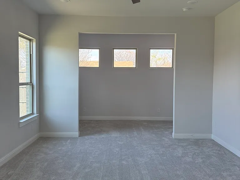 1832 Noble Ct — Photo 14