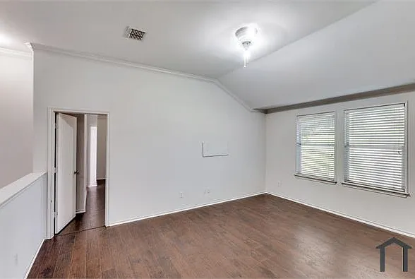 320 Mesa Verde Way — Photo 17