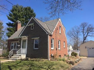 34 Frink St, Chicopee, MA 01020