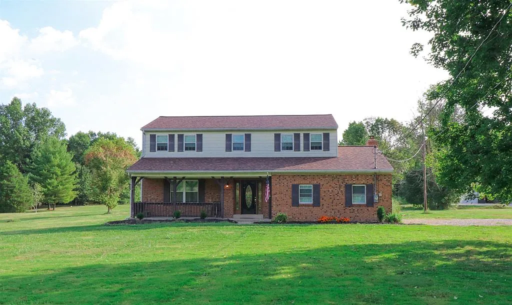 8724 Morrow Rossburg Rd photo 1