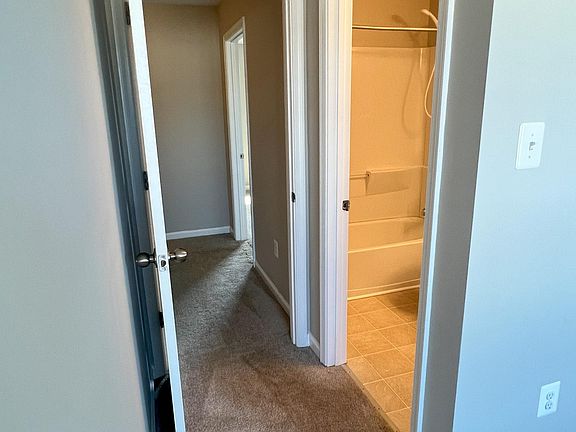 5th image of 30117 Bladen Dr