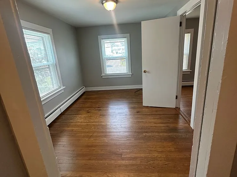 160 S Main St — Photo 10