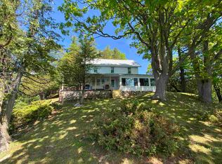 50 Knowltons Farm Rd, Hammond, NY 13646