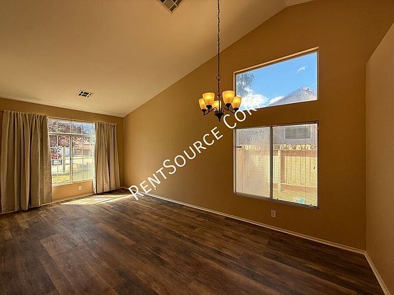 4th image of 38758 Almador Ct