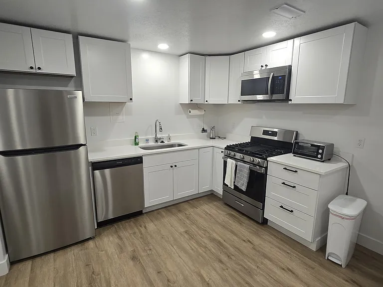 2082 N 4100 W — Photo 3