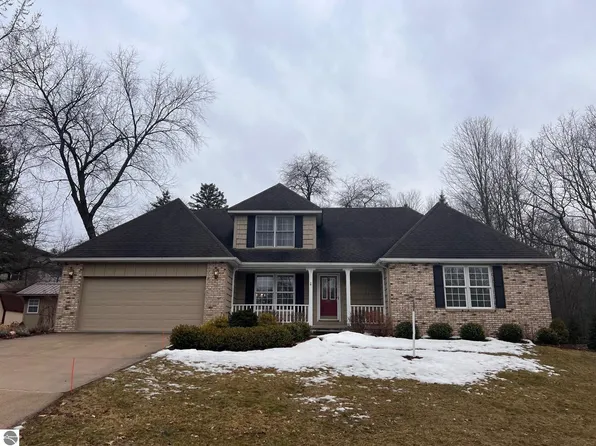 1007 Highland St, Mount Pleasant, MI 48858