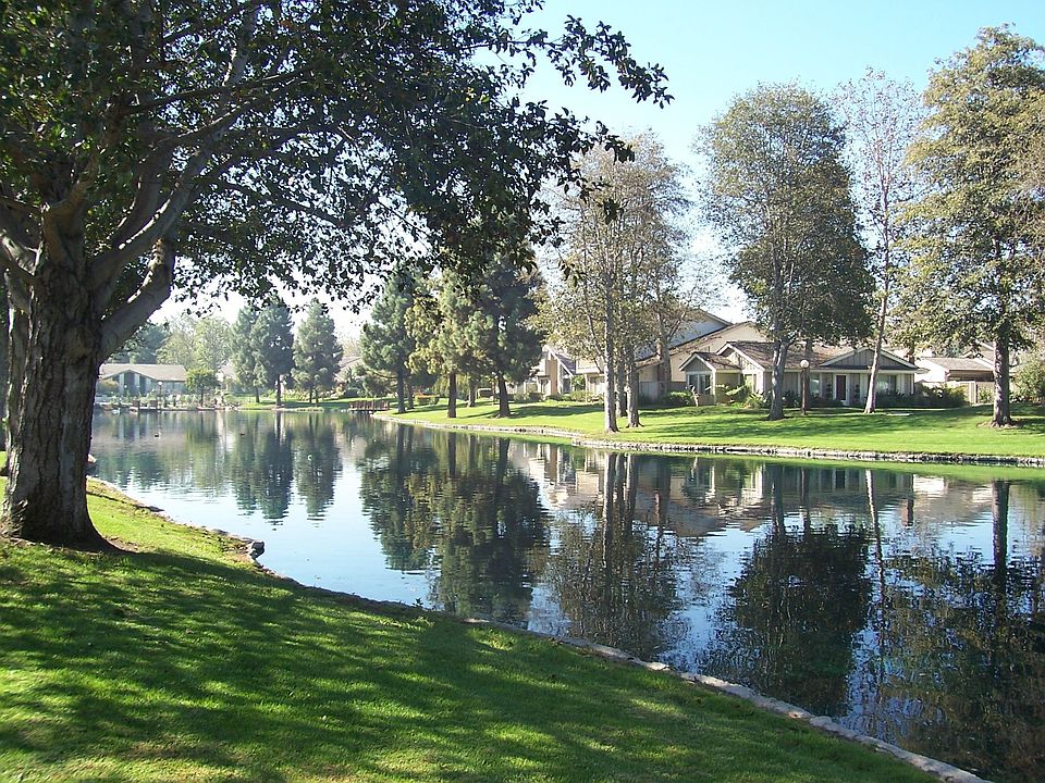 1.5 acres are occupied by the centrally located lake