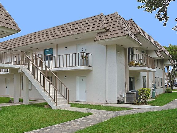 2nd image of 6931 SW 129th Avenue #3