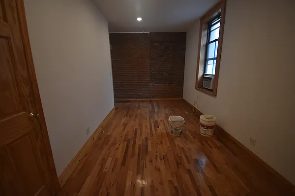 Rented by Bedford & Jane | media 5