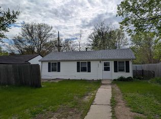 2006 S Dewey Ave, Beloit, WI 53511