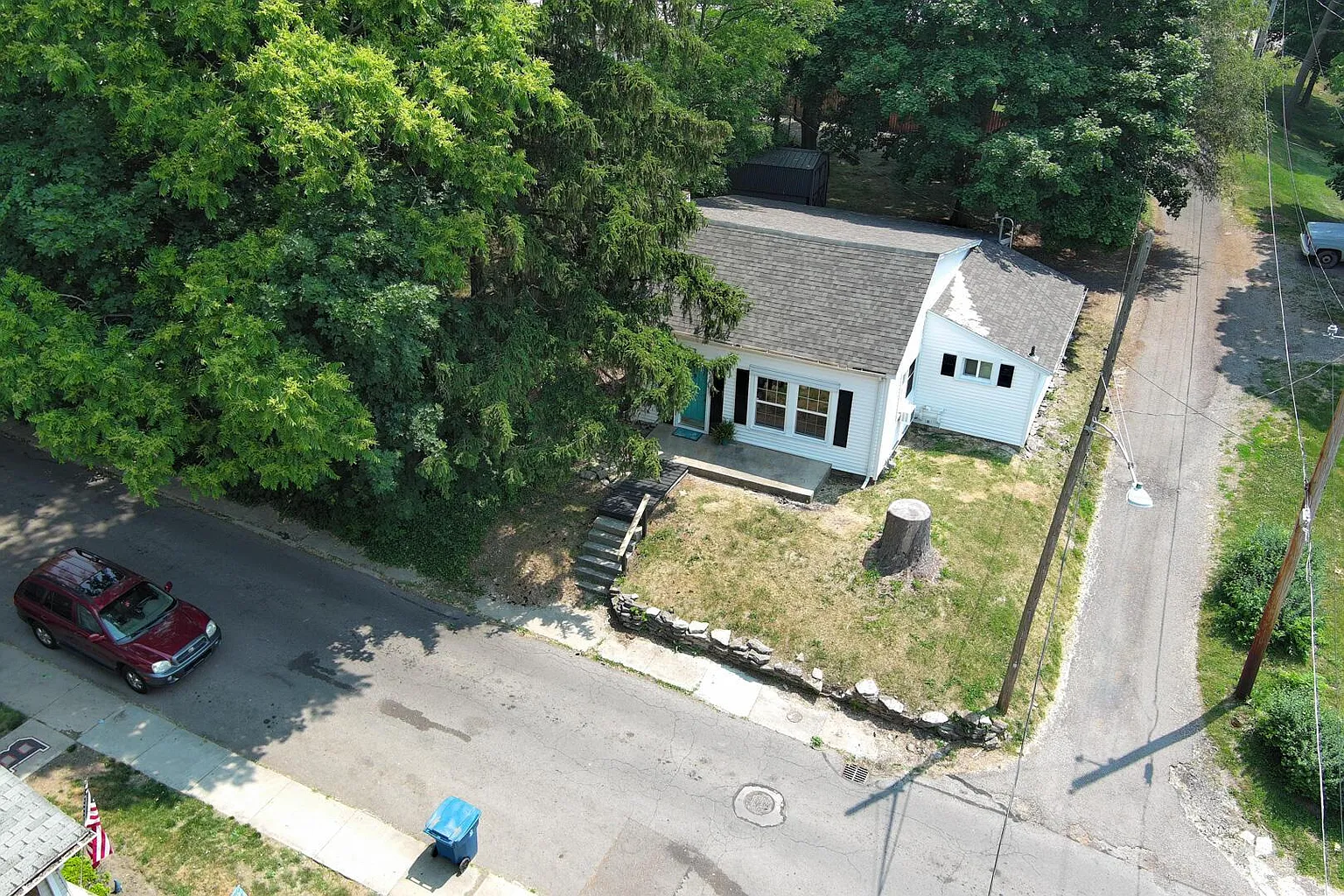 313 S Park St photo 1