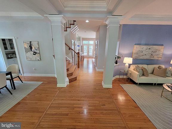 4th image of 217 Watkins Cir