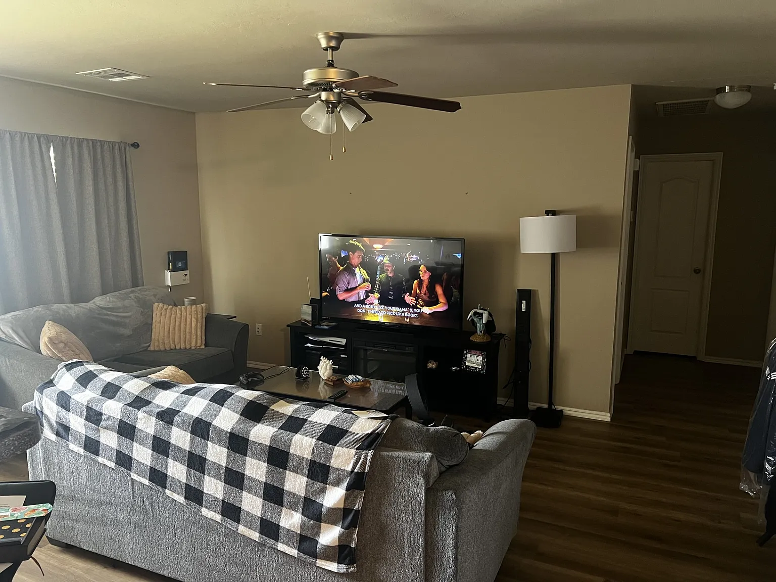 3 bed, 1218 sqft, $1,600 — Photo 4