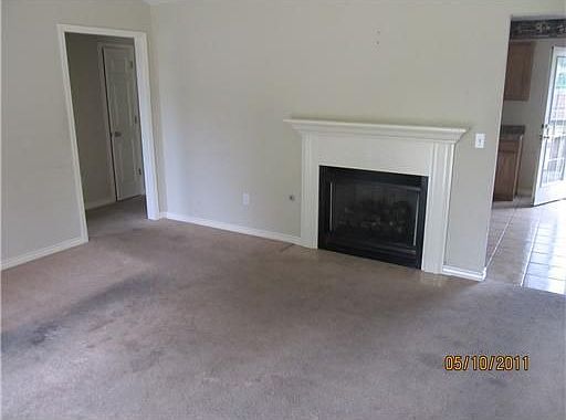 2nd image of 402 S Mitchell Ave
