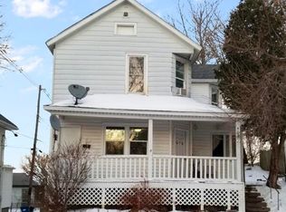 409 Linn St, Muscatine, IA 52761