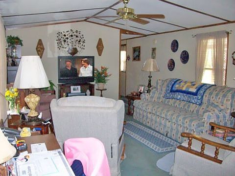 3rd image of 31 Lakeview Dr