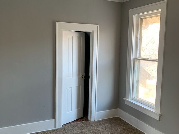 2nd image of 518 S Helen St APT 2