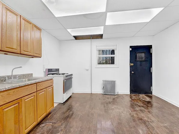 10609 169th St, Jamaica, NY 11433