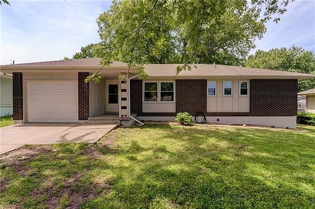 1st image of 16525 E Cogan Dr